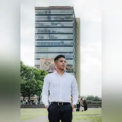 于浩
